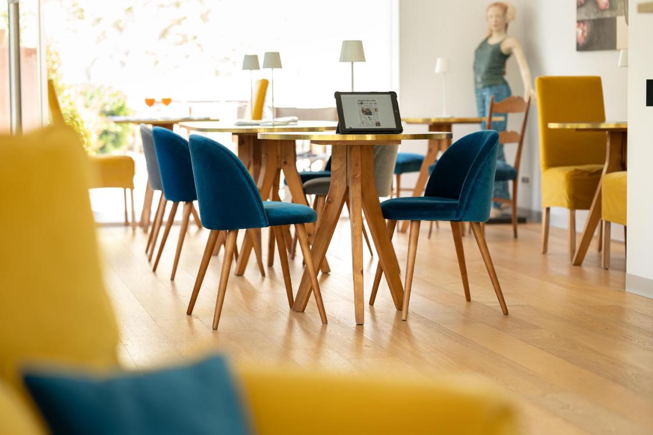 Unico Boutique Hotel D'Arte مونديلّو المظهر الخارجي الصورة